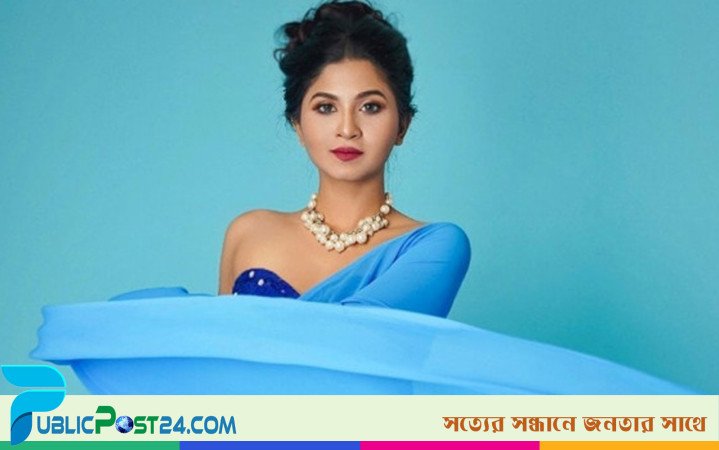 স্পর্শিয়ার প্রেমে পড়েছেন দুই ভাই!