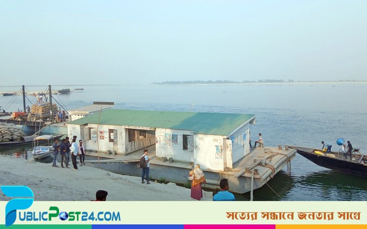 ৩ মাস ধরে চিলমারী-রৌমারী রুটে ফে‌রি চলাচল বন্ধ