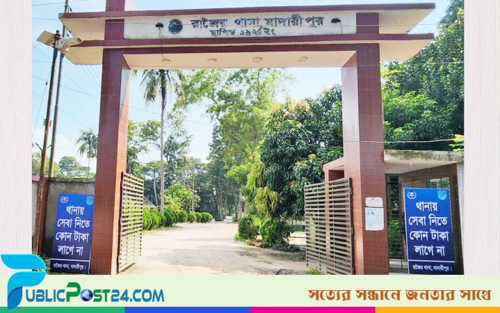 মোটরসাইকেল নিয়ন্ত্রণ হারিয়ে গাছের সঙ্গে ধাক্কা, নিহত ১