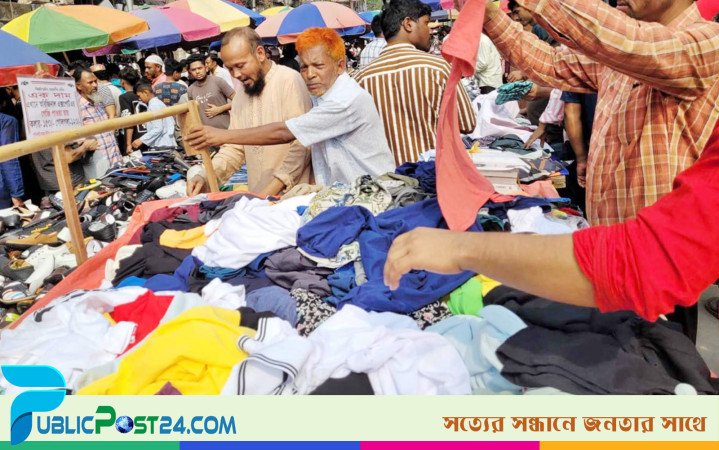 হাঁক-ডাকে জমজমাট নিউমার্কেটের ফুটপাতের ঈদ বাজার