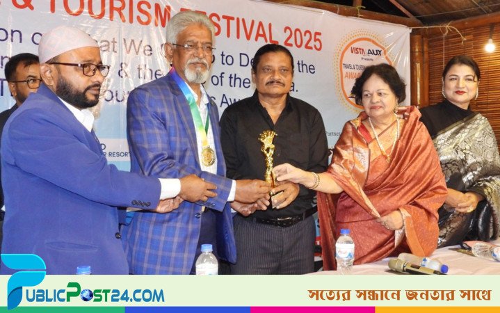 চিত্রনায়ক ওস্তাদ জাহাঙ্গীর আলম ট্রাভেল এন্ড ট্যুরিজম আইকনিক আজীবন সম্মাননায় ভূষিত