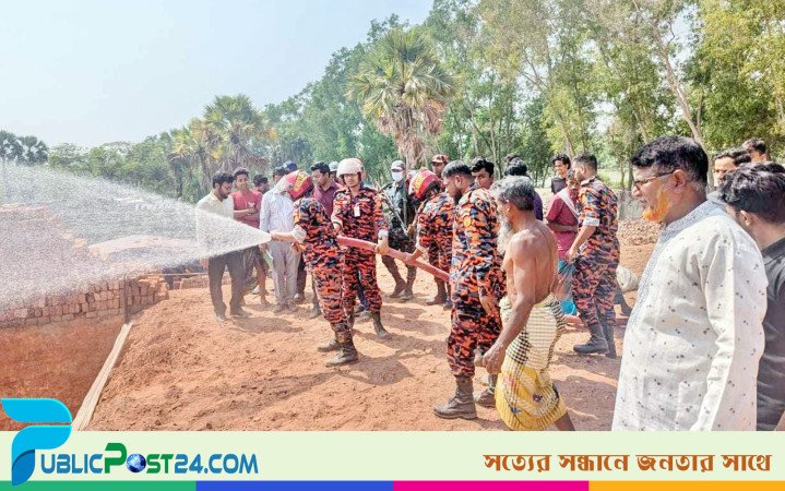 বরগুনায় দুই ইটভাটাকে ৩ লাখ টাকা জরিমানা