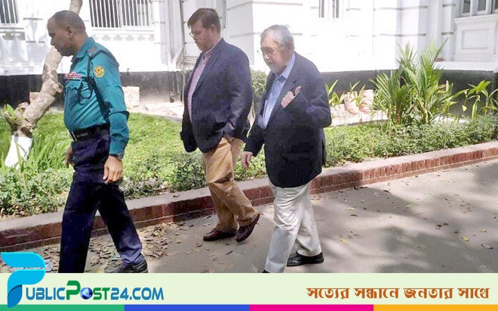 ট্রাইব্যুনাল পরিদর্শনে সাবেক ২ মার্কিন রাষ্ট্রদূত