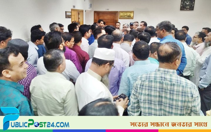 এনআইডি সেবা বন্ধের হুঁশিয়ারি ইসি কর্মকর্তাদের