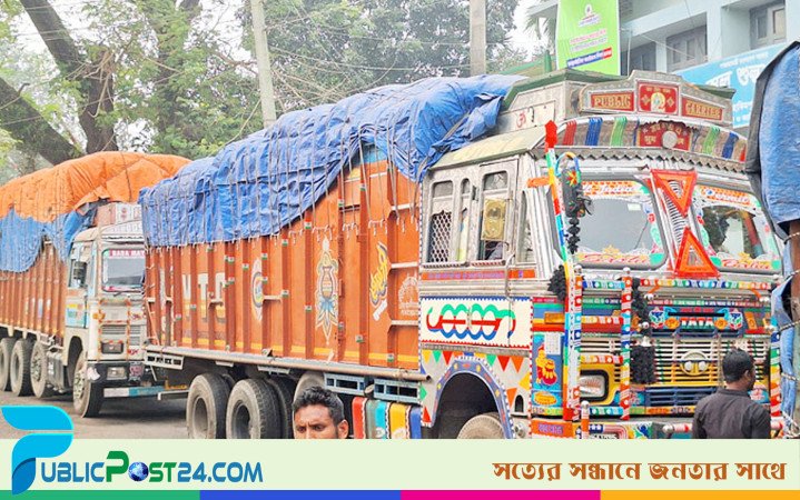হিলিতে দেশি পেঁয়াজের দাম আরও কমলো