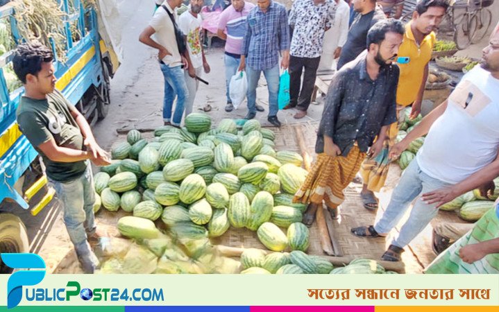 চুয়াডাঙ্গায় তরমুজের দামে ক্রেতাদের অস্বস্তি