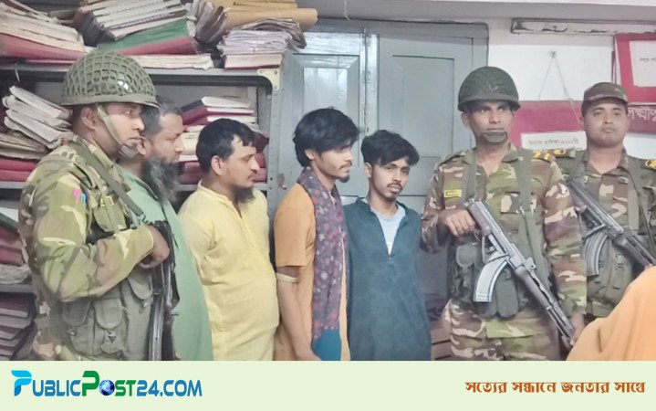 তামার বারের ওপর স্বর্ণের প্রলেপ, আটক ৪ প্রতারক