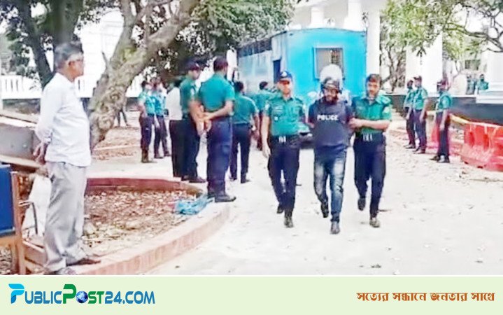 জুলাই-আগস্টে-২৪ ছাত্র আন্দোলনে আশুলিয়ায় ছয় লাশ পোড়ানোর ঘটনায় সাত পুলিশ কর্মকর্তাকে ট্রাইব্যুনালে আনা হচ্ছে